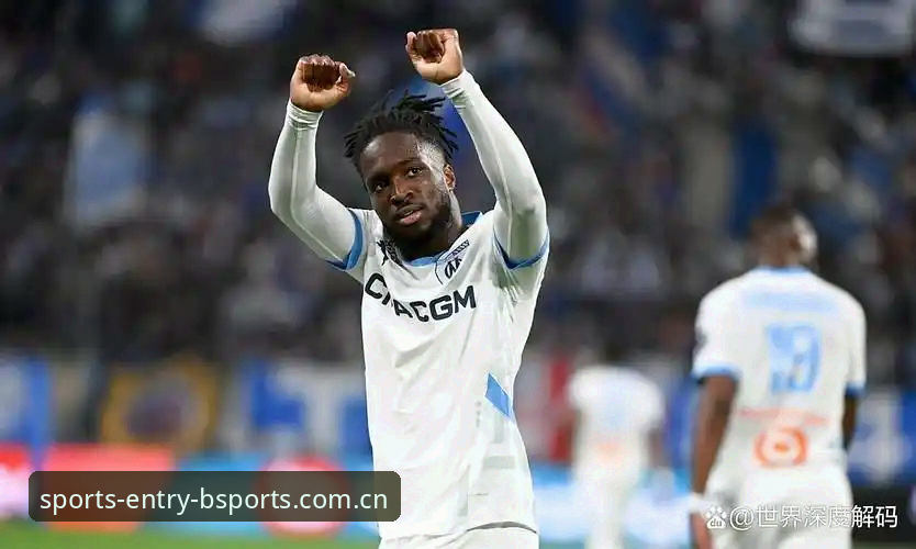 BSports最新版本 马赛更衣室斗殴事件详解:贝纳蒂亚谈拉比奥签约与内部冲突